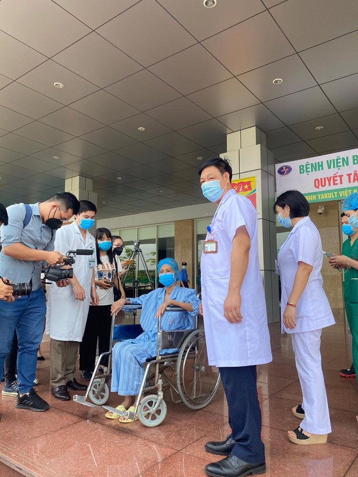 Hành trình 'thoát án tử' ngoạn mục của bệnh nhân COVID-19 đặc biệt ảnh 1