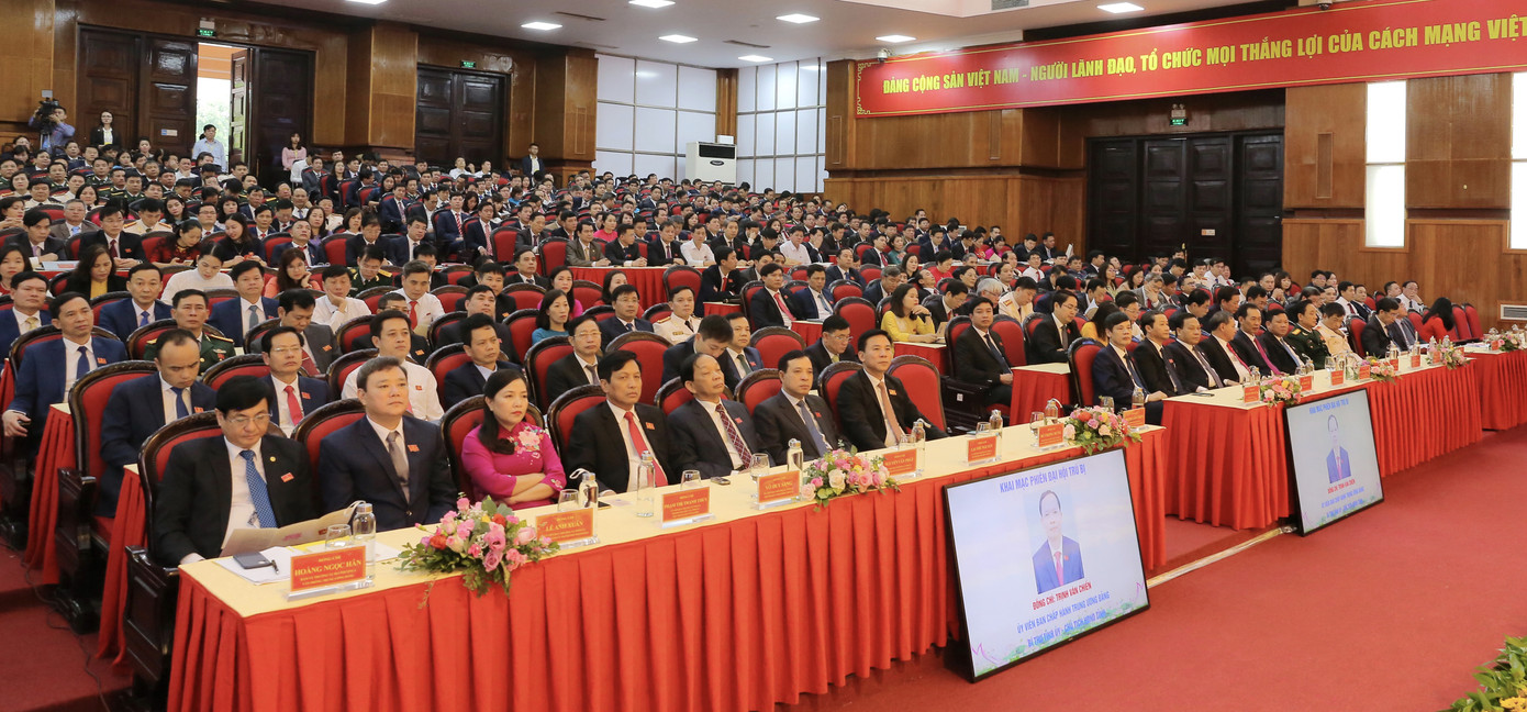 Bầu đoàn chủ tịch Đại hội Đảng bộ tỉnh Thanh Hóa ảnh 2