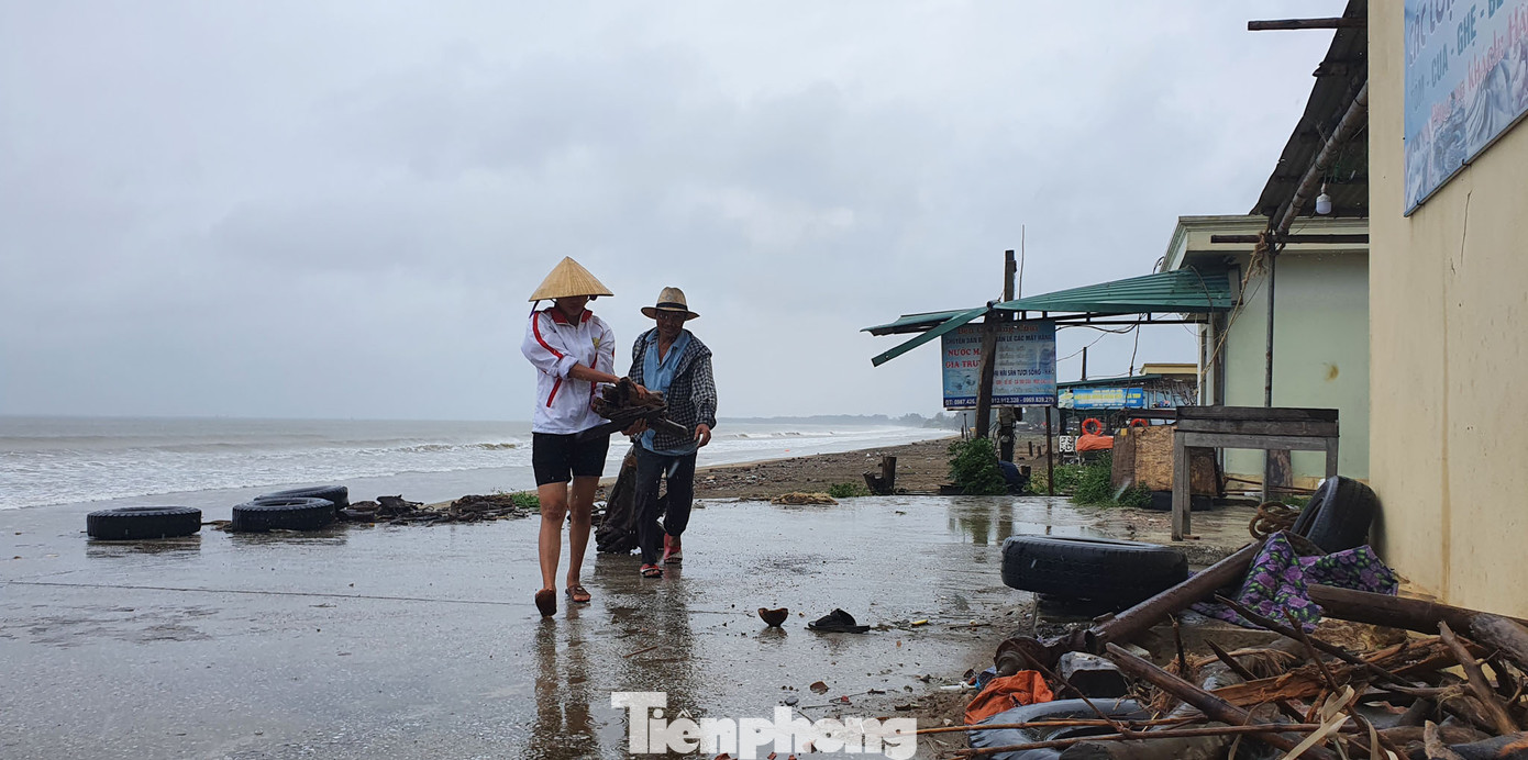 Thanh Hóa cấm biển, đóng cửa sân bay ứng phó với bão số 7 ảnh 3
