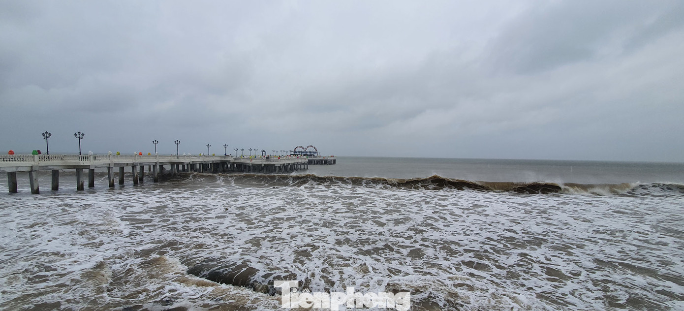 Thanh Hóa cấm biển, đóng cửa sân bay ứng phó với bão số 7 ảnh 1