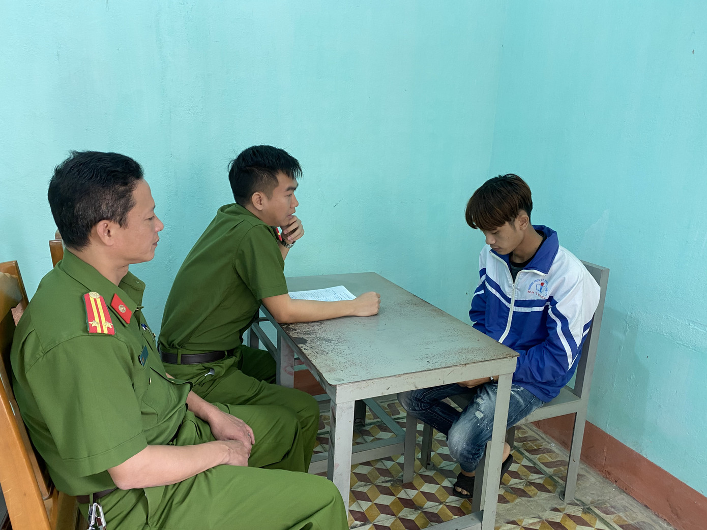 Bắt nghi can vụ án hai vợ chồng già bị chém tử vong trước sân nhà ảnh 3