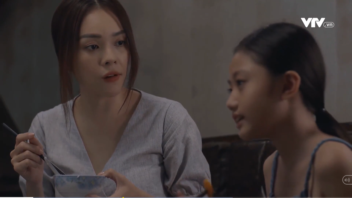 Tiệm ăn dì ghẻ tập 1: Dương Cẩm Lynh hoang mang vì chồng cũ vừa ra tù đòi xin cơm nhà ảnh 1