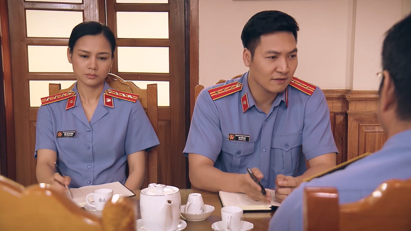 Sinh tử tập 6: Vợ chủ tịch đổ lỗi con hư tại bố bổ nhiệm thần tốc ảnh 2