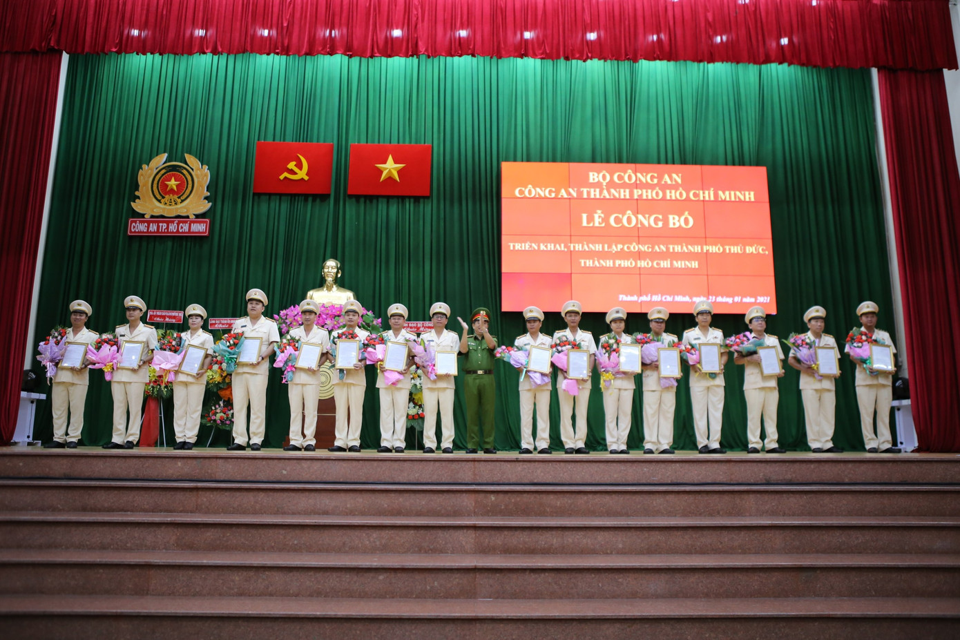 Thành phố Thủ Đức bổ nhiệm một loạt cán bộ chủ chốt ảnh 2