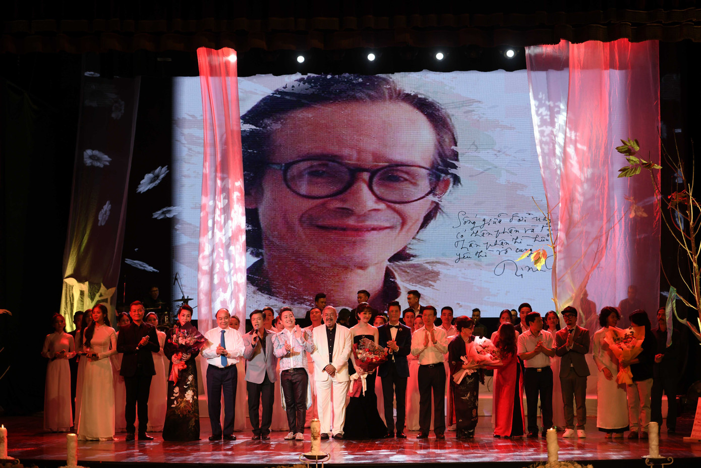 Khi Thủ tướng đi nghe nhạc Trịnh ảnh 4