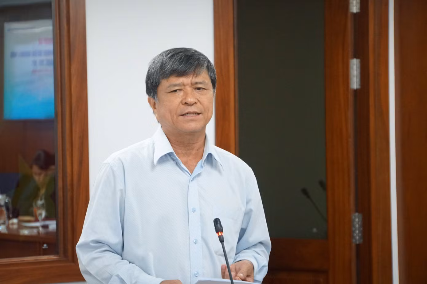 Trường rất tự chủ chọn SGK dù chuyên viên sở giáo dục có nhận thù lao của nhà xuất bản ảnh 1