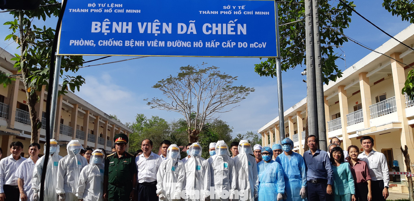 Bệnh viện Dã chiến TPHCM diễn tập cấp cứu người nhiễm nCov ảnh 13