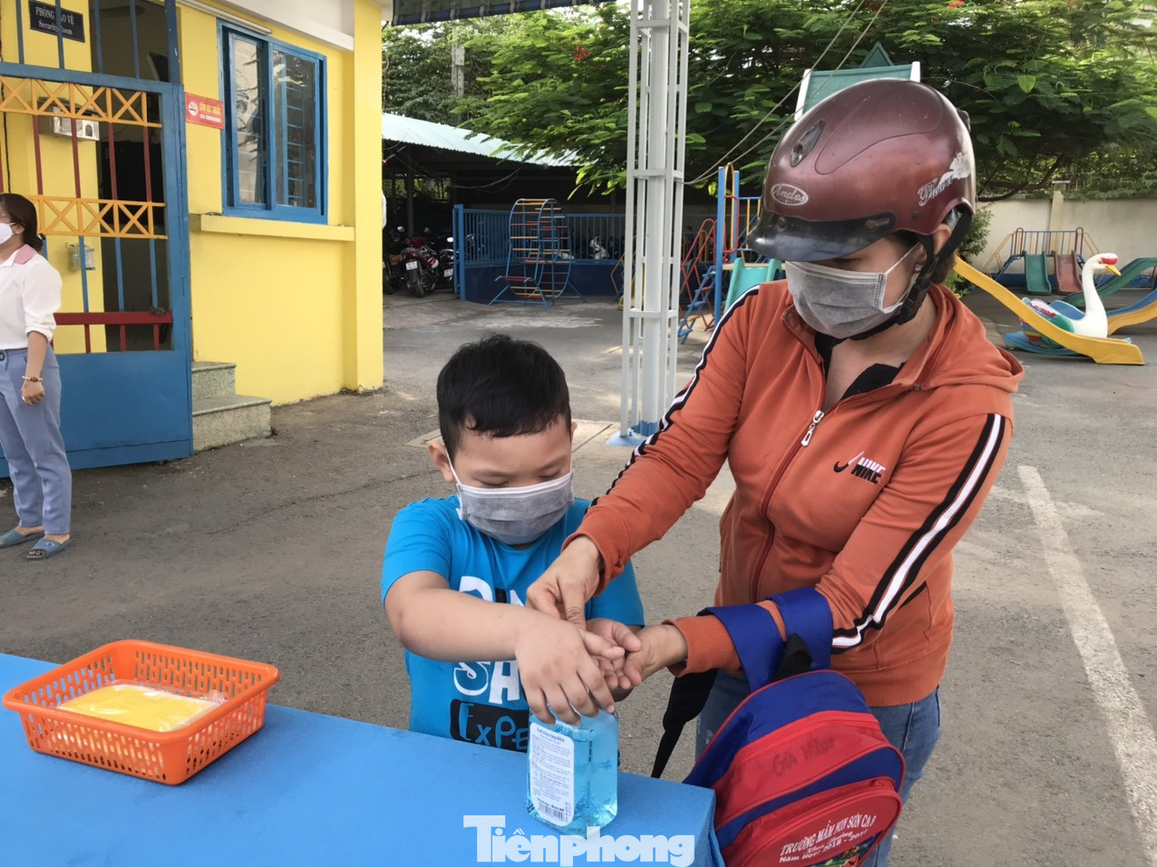 Trẻ mầm non TPHCM trở lại trường sau gần 4 tháng ở nhà vì COVID-19 ảnh 4