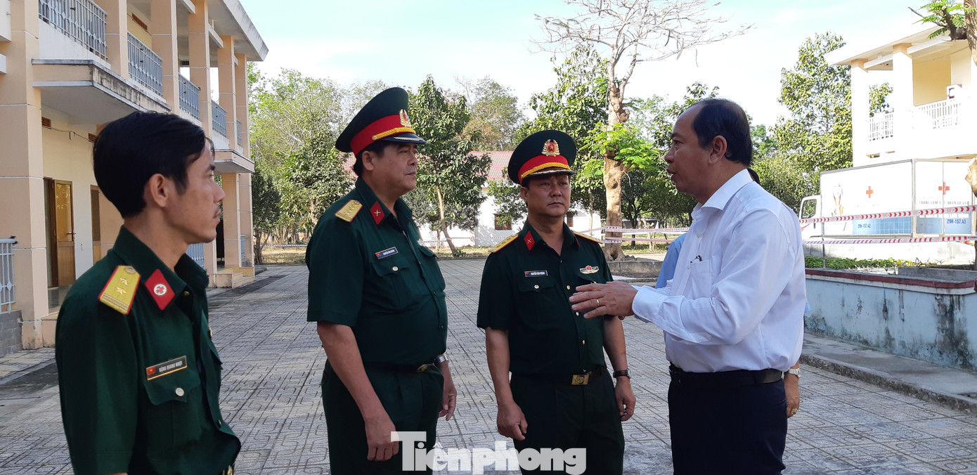 Cận cảnh Bệnh viện dã chiến TPHCM đi vào hoạt động ảnh 8