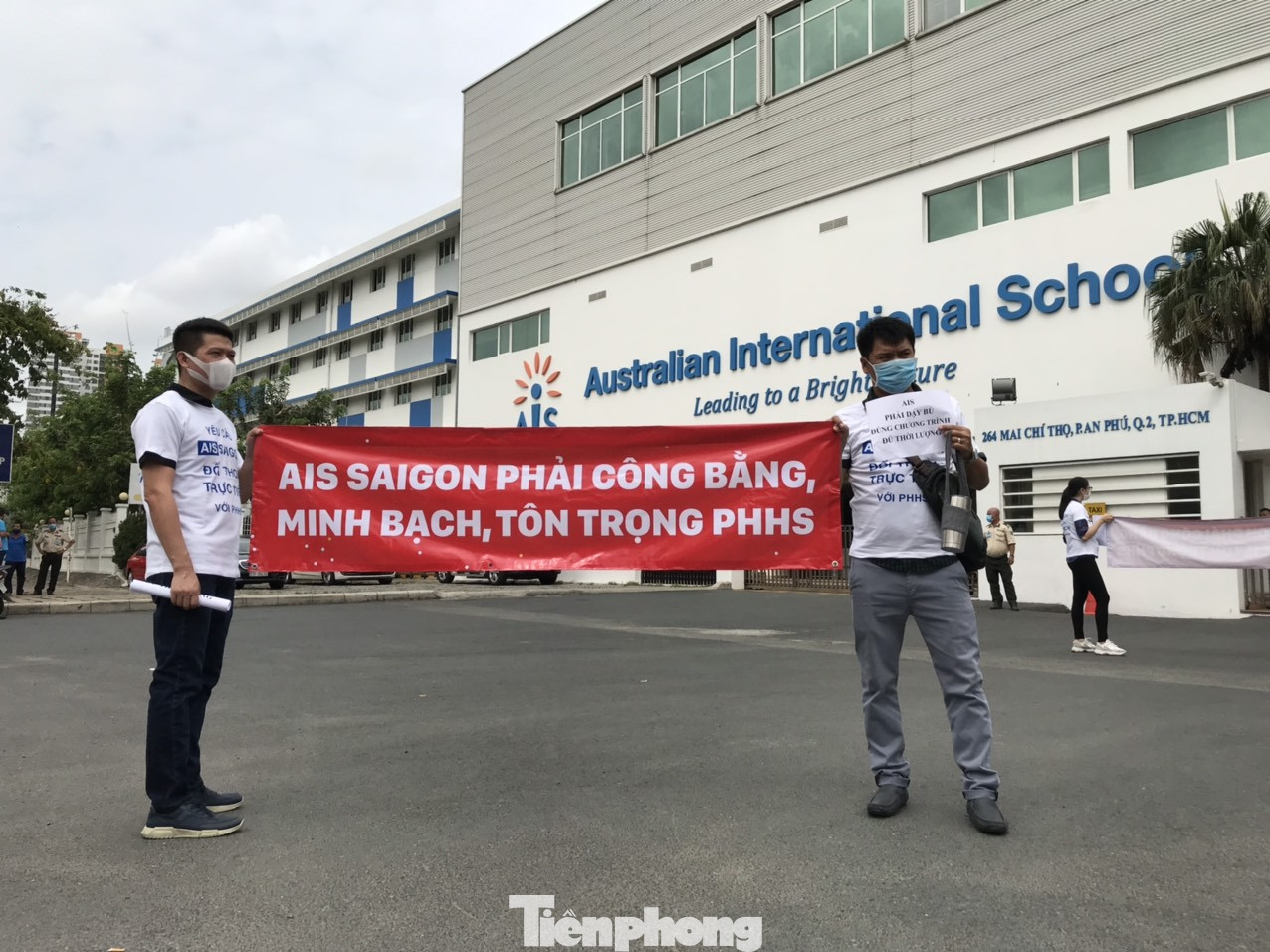 Thêm trường quốc tế bị phụ huynh phản đối thu học phí mùa dịch ảnh 2