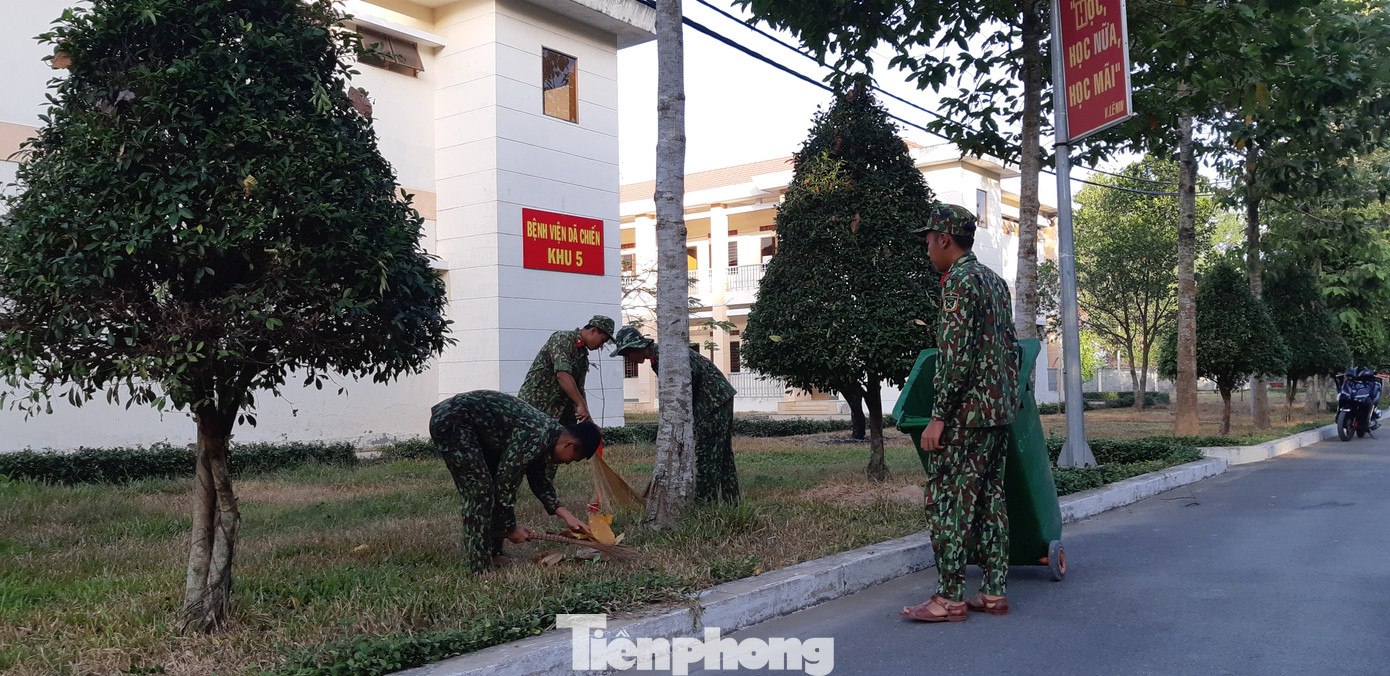 Cận cảnh Bệnh viện dã chiến TPHCM đi vào hoạt động ảnh 6