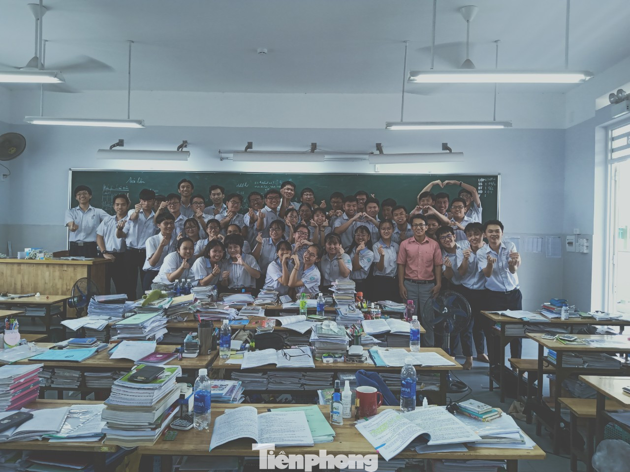 Thủ khoa khối B ở TPHCM tiếc nuối khi làm 'lộn' một câu lý thuyết ảnh 1