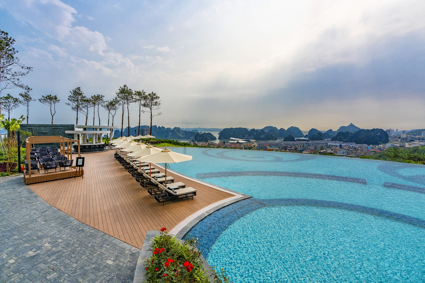 Trải nghiệm Yoga khác biệt tại những khu nghỉ dưỡng hàng đầu Việt Nam ảnh 1