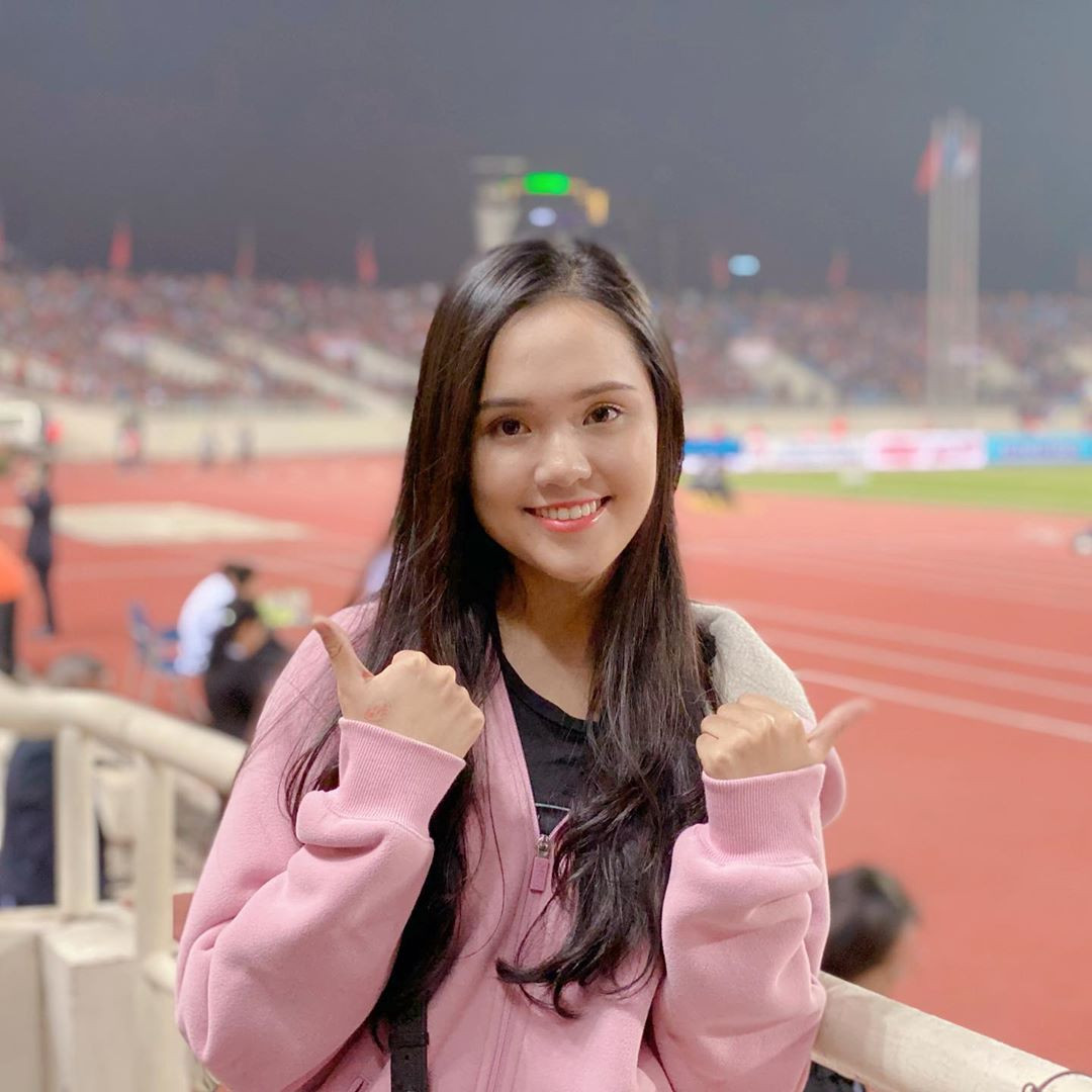 Trung vệ Duy Mạnh hé lộ ngày cưới bạn gái Quỳnh Anh ảnh 5