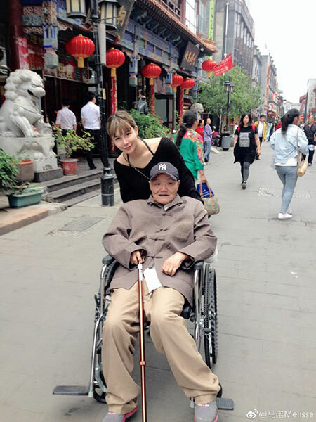 Bí mật của cô gái 'thà khóc trên xe BMW' ảnh 3