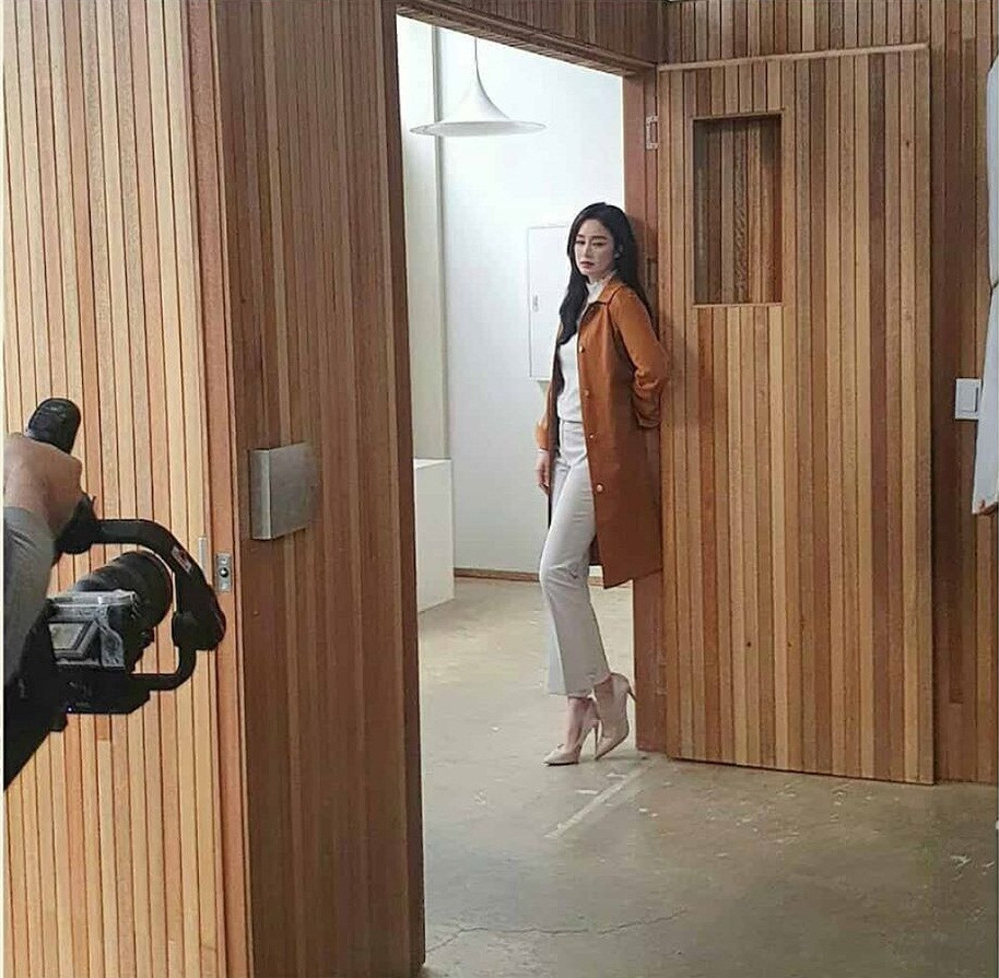 Kim Tae Hee đẹp như nữ thần ở tuổi 39 ảnh 11