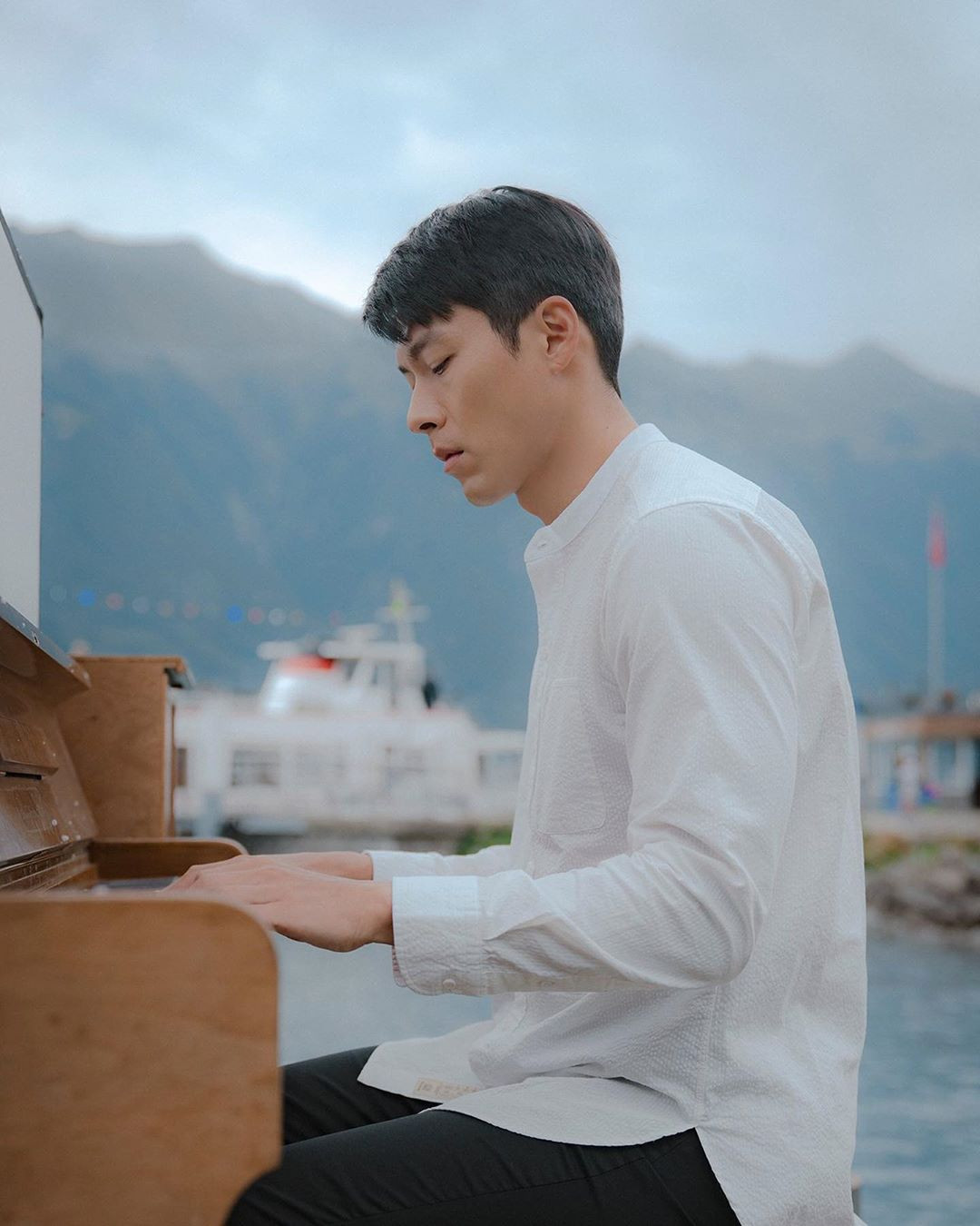 Phía Hyun Bin nói gì về tin đồn 'săn gái' và hẹn hò bạn diễn Son Ye Jin? ảnh 3