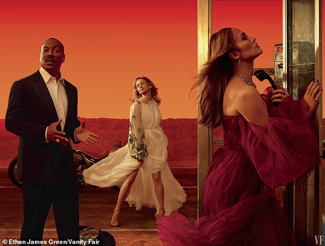 Jennifer Lopez 50 tuổi trẻ đẹp đầy mê hoặc với đường cong 'nảy lửa' ảnh 7