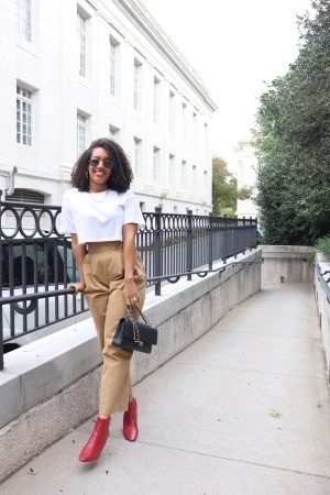 Những người trẻ lương cao mà vẫn nghèo ảnh 1