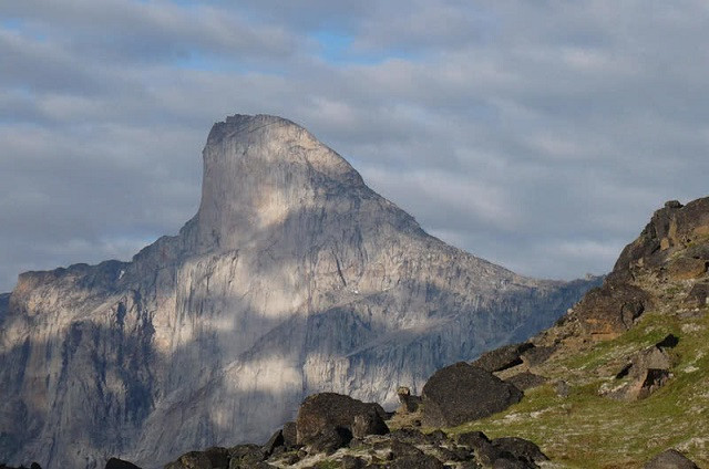 Khám phá 5 hòn đảo có diện tích lớn nhất thế giới ảnh 1