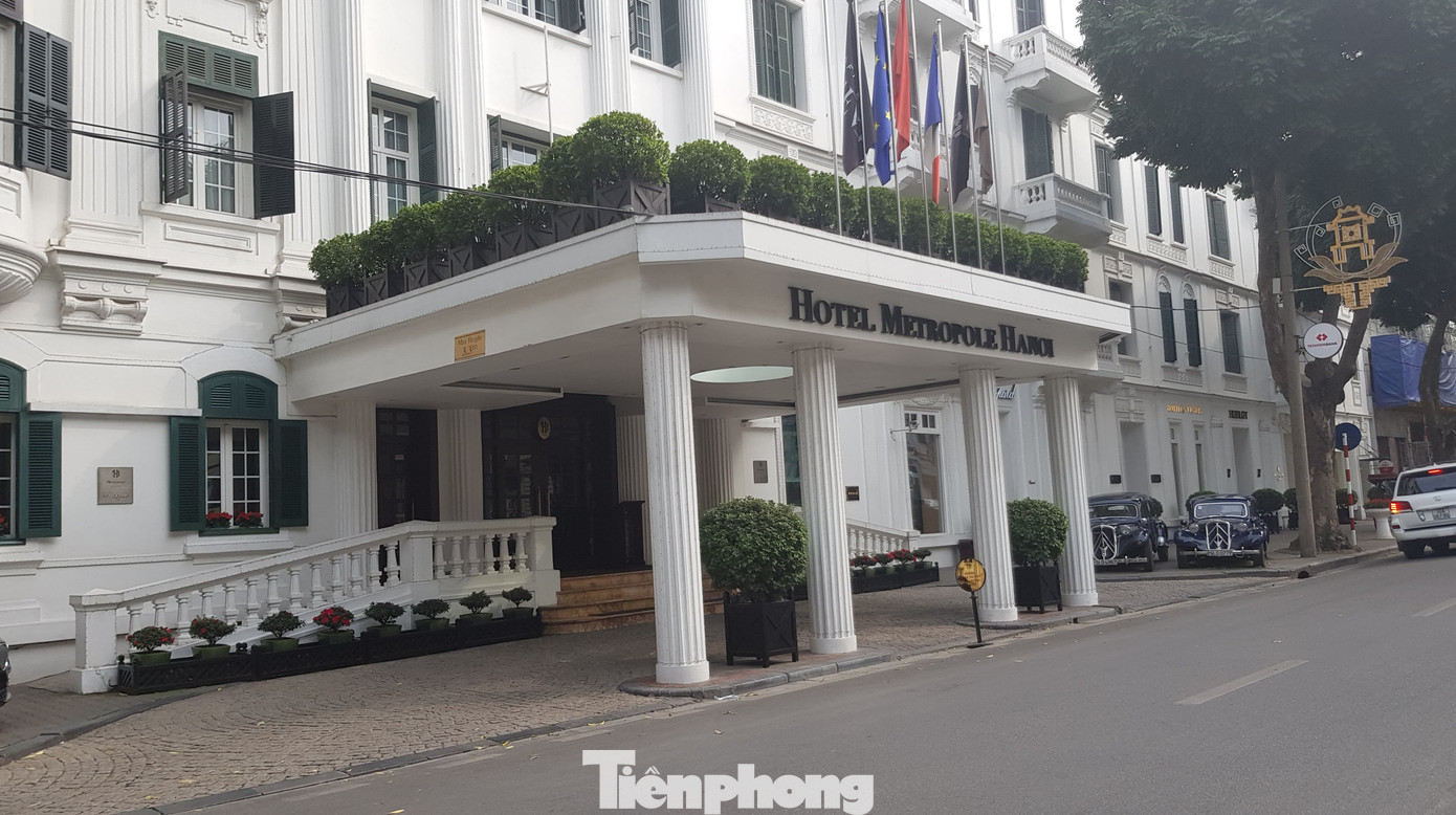 Khách sạn đóng cửa, giảm giá: Cuộc khủng hoảng chưa từng có ảnh 2