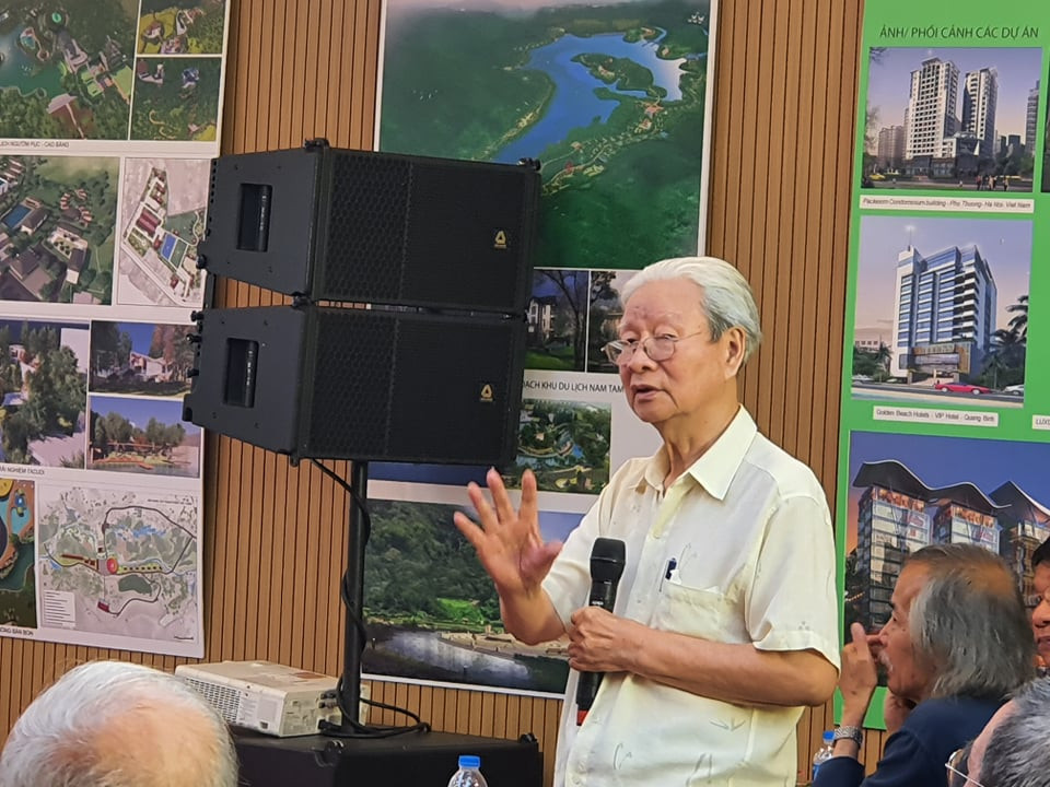 Nhiều chuyên gia 'ngỡ ngàng' vị trí đặt Km số 0 tại Hồ Gươm ảnh 1