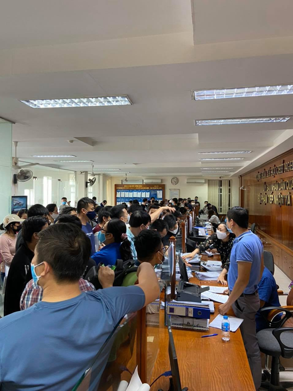 Hải Phòng hỏa tốc rút quy định cấp 'giấy thông hành' cho xe tải qua thành phố ảnh 1