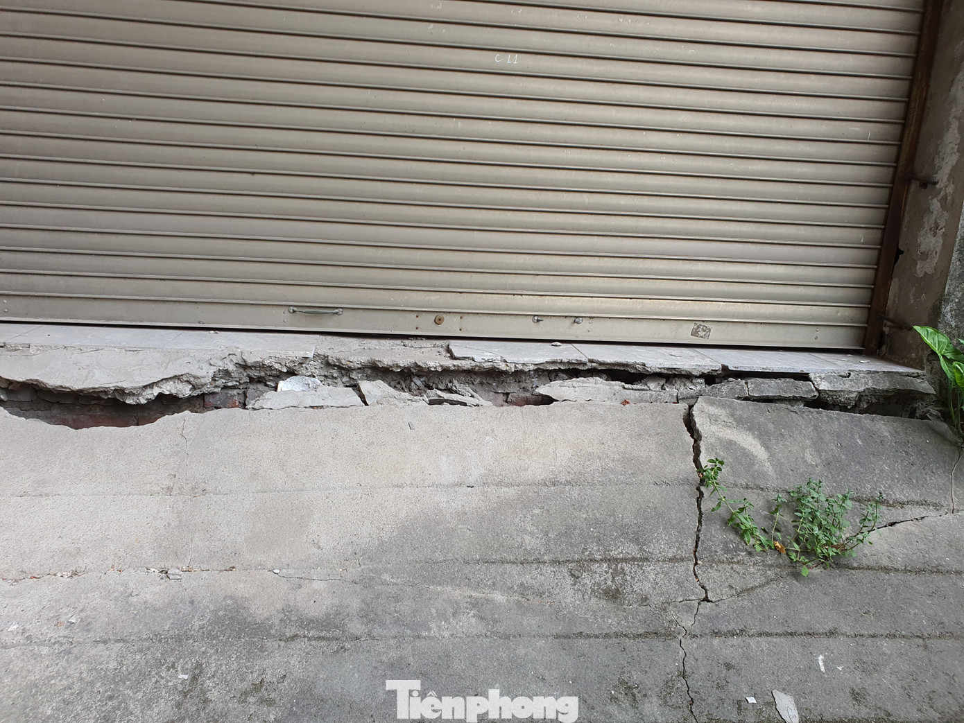 Tận thấy cảnh hoang tàn các khu nhà tái định cư ở Hà Nội ảnh 8