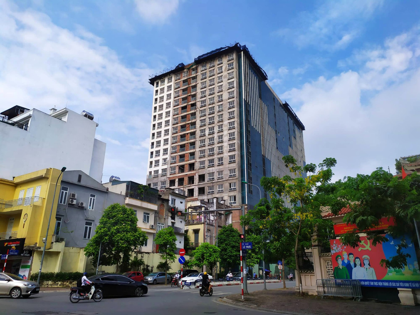 Hà Nội nói về loạt kiến nghị của chủ cao ốc sai phép 8B Lê Trực trước ngày 'cắt ngọn' ảnh 5