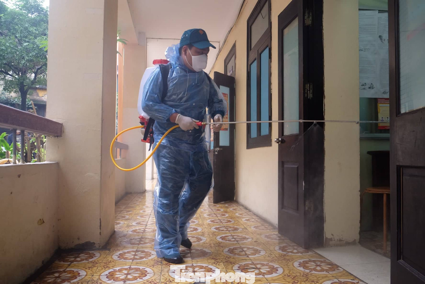 Hà Nội: Trường học khử khuẩn lần thứ 3, sẵn sàng cho học sinh trở lại học tập ảnh 4