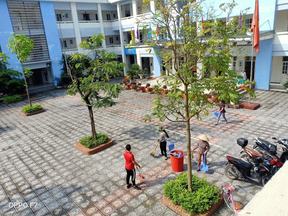 Trường học ở Hà Nội hoàn tất tổng vệ sinh đón học sinh trở lại ảnh 5