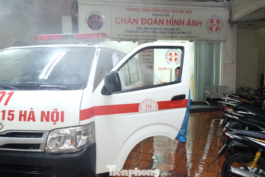 'Chiến sĩ' tuyến đầu chống dịch: Ăn tranh thủ, chuông reo là lên xe ảnh 8