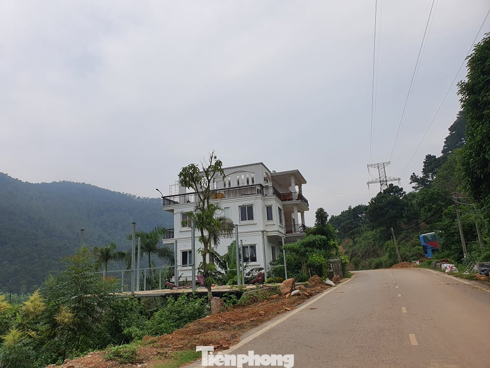 Tình cảnh éo le ở thôn bị coi là 'xẻ thịt' đất rừng Sóc Sơn ảnh 10