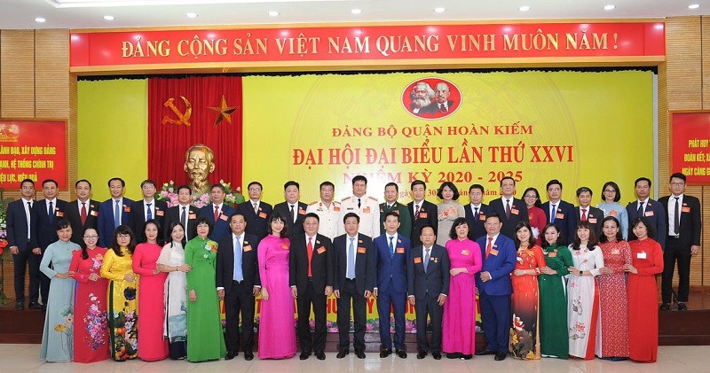 Ông Dương Đức Tuấn tiếp tục giữ chức Bí thư quận ủy Hoàn Kiếm ảnh 1