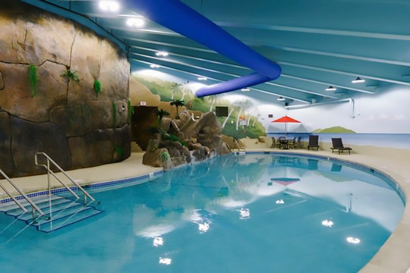 Chi hàng triệu đô để trốn COVID-19 trong... hầm chứa tên lửa hạt nhân ảnh 4