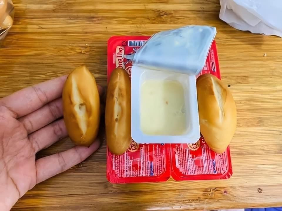 Chân dung món bánh mì mini nóng hổi đang gây bão cộng đồng teen Sài Gòn ảnh 3