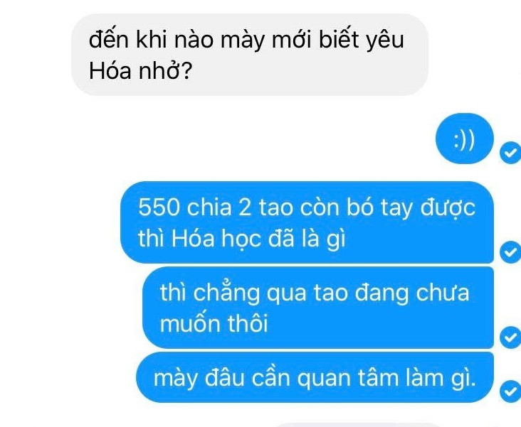 Học ngay "cô giáo" Bích Phương cách đối phó với những câu hỏi "kém sang" ảnh 6