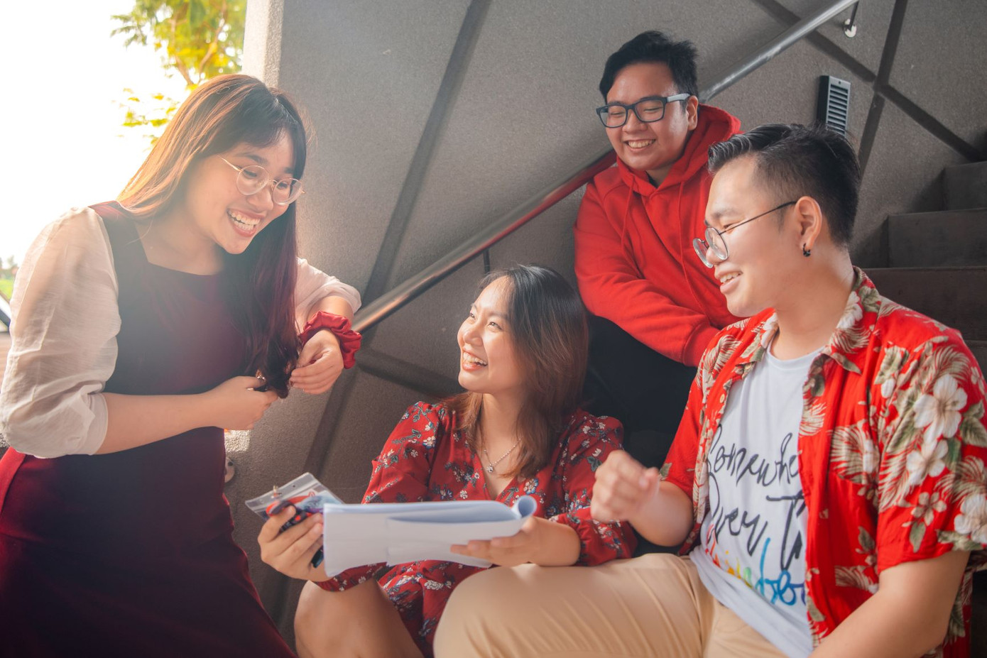 Quà tặng âm nhạc cho teen 2K2: Bài hát chúc teen hóa rồng thành công từ các “tiền bối” ảnh 2