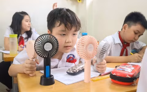 Đã có trường cho học sinh nghỉ hè, có nhất thiết học bù để kết thúc năm học vào 15/7? ảnh 3
