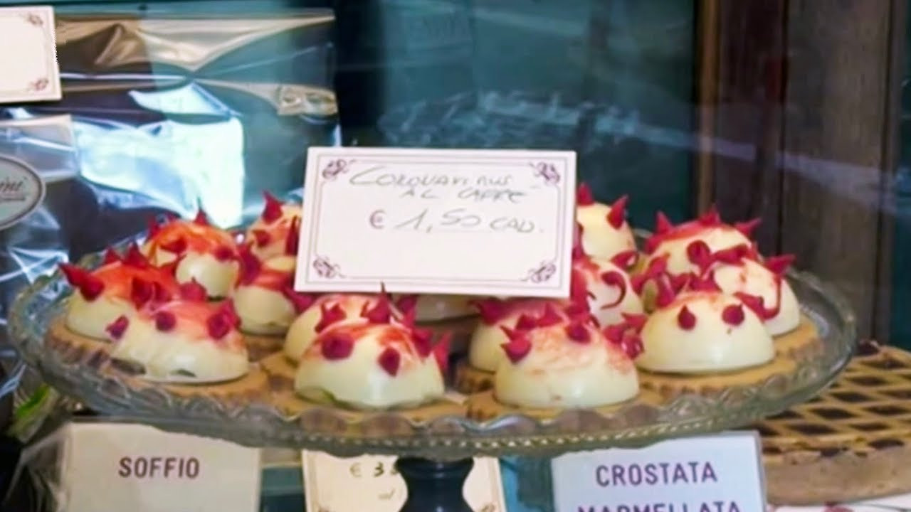 Nghịch lý mùa dịch: Xấu như bánh Corona mà người mua đầy còn F.A xinh và thông minh vẫn ế? ảnh 4