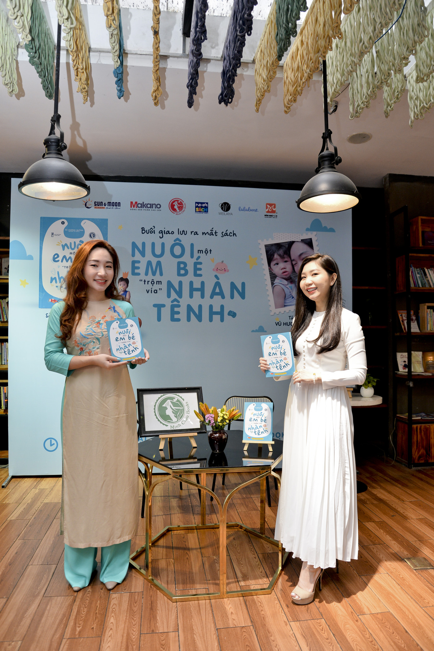 Khám phá cuốn sách được “review” nhiều nhất bởi bố mẹ bỉm sữa showbiz Việt ảnh 2