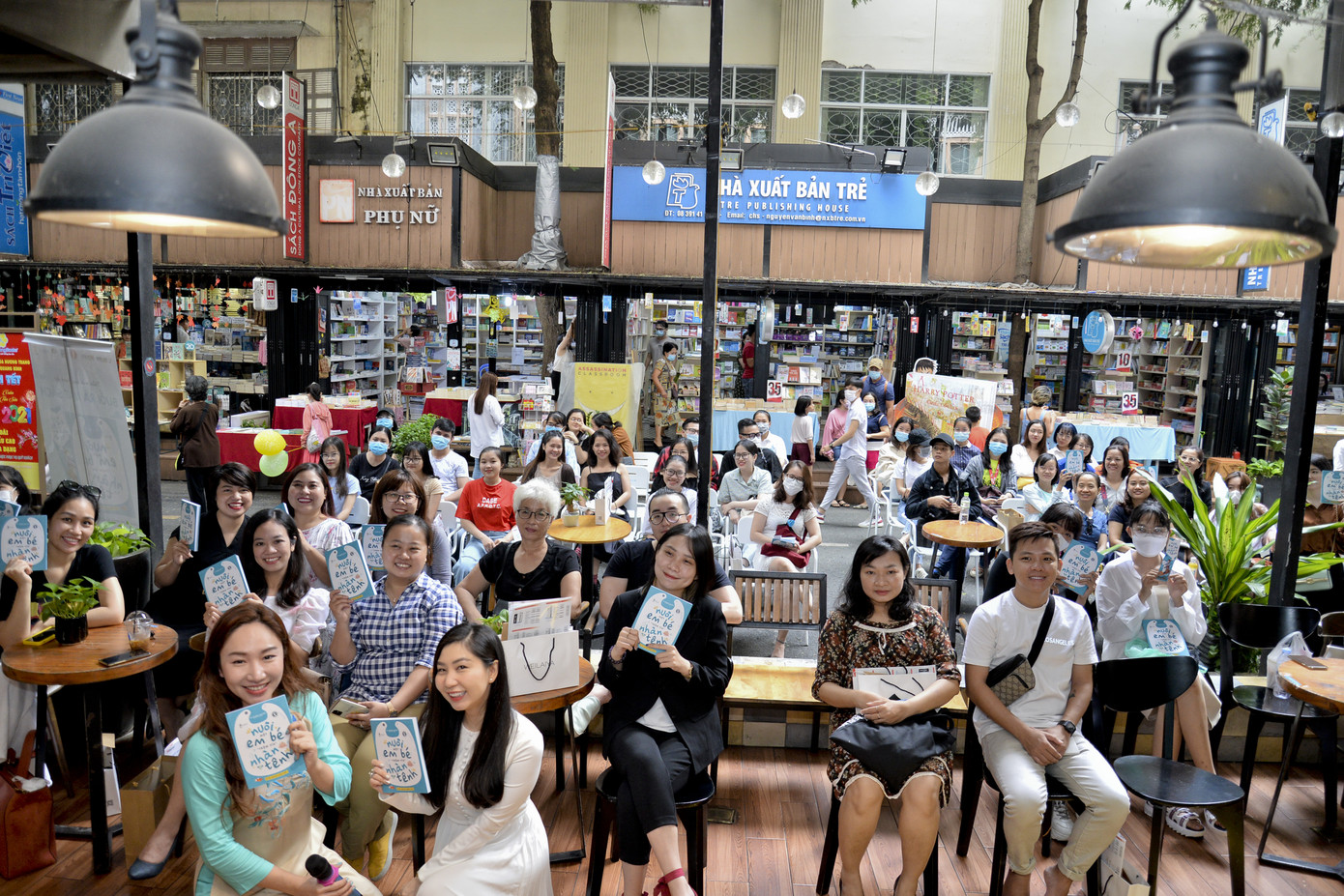 Khám phá cuốn sách được “review” nhiều nhất bởi bố mẹ bỉm sữa showbiz Việt ảnh 4