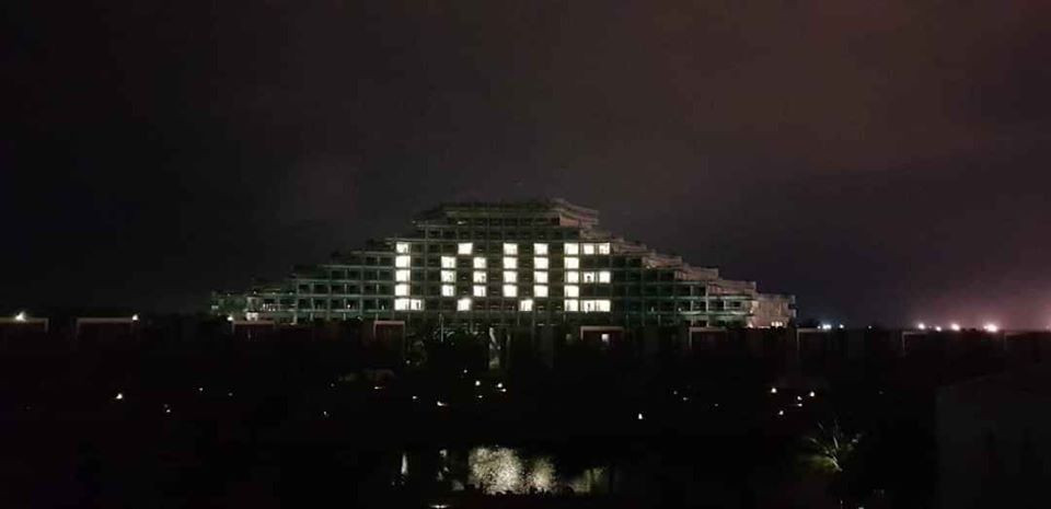 Lịm tim trước lời tri ân “lấp lánh” gửi đến những người hùng chống dịch Covid-19 ảnh 3