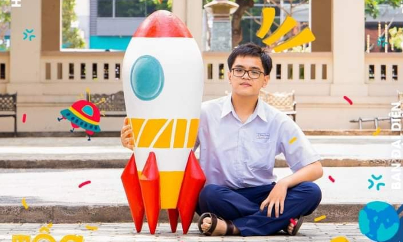 Cô nàng thủ khoa khối D1 đang gây sốt: Gương mặt xinh lung linh, học hành siêu đỉnh! ảnh 7 Cô nàng thủ khoa khối D1 đang gây sốt: Gương mặt xinh lung linh, học hành siêu đỉnh! ảnh 7