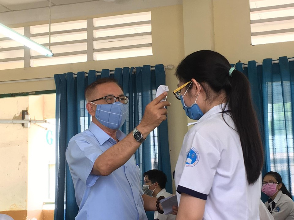 Ráo riết công tác khử khuẩn đón 900.000 thí sinh thi tốt nghiệp THPT Quốc gia năm 2020 ảnh 9 Ráo riết công tác khử khuẩn đón 900.000 thí sinh thi tốt nghiệp THPT Quốc gia năm 2020 ảnh 9