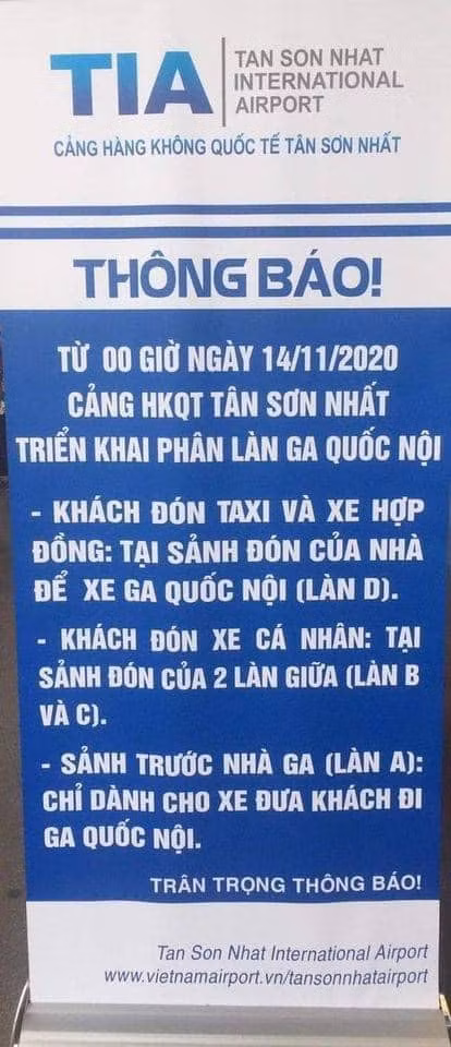 Hạ cánh sân bay Tân Sơn Nhất, hành khách phải leo 4 tầng để bắt Grab và trả phụ phí 50K ảnh 1