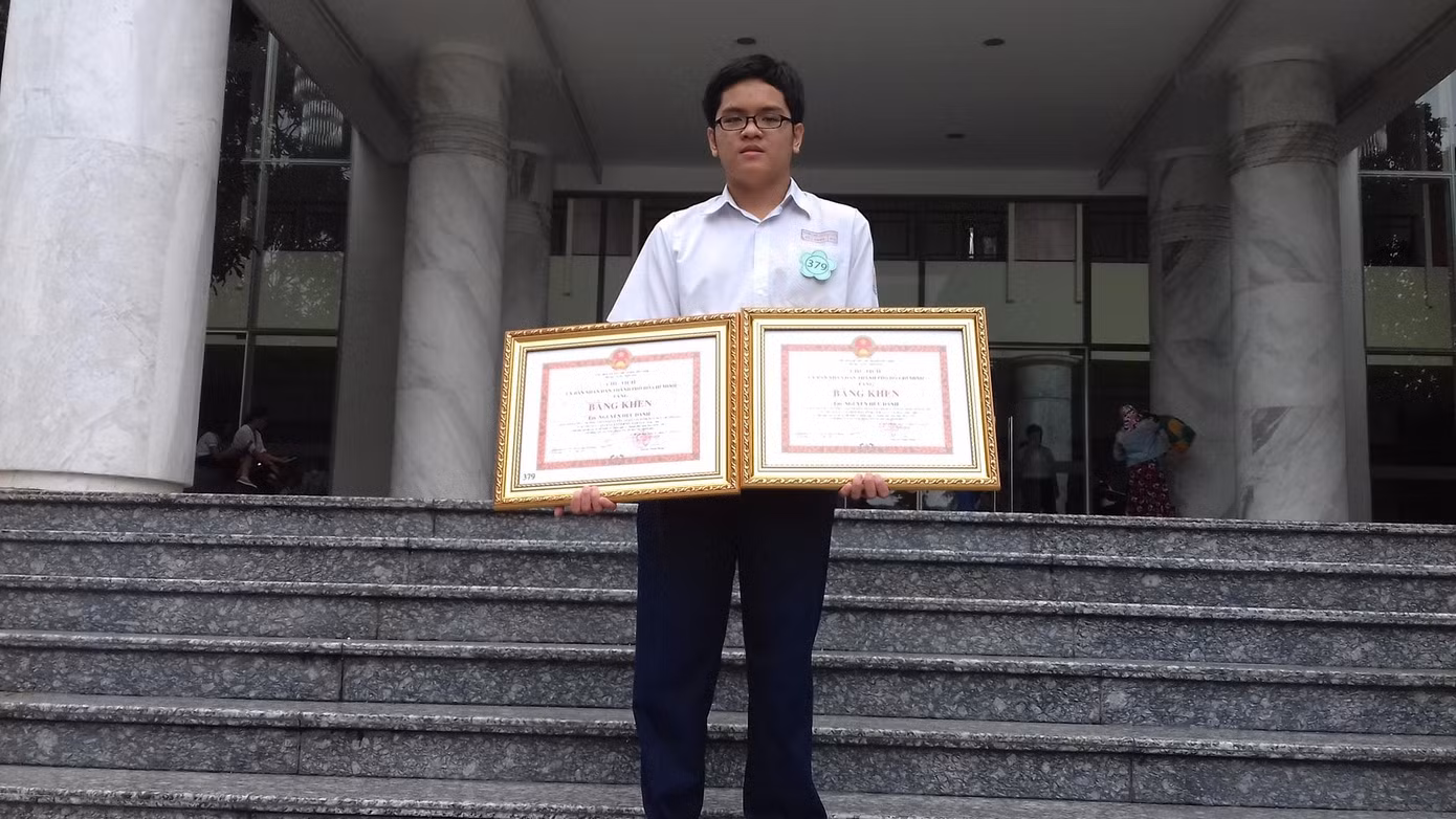 Bí kíp chinh phục khối A trong tầm tay của chàng trai đứng đầu bảng môn Toán ảnh 2