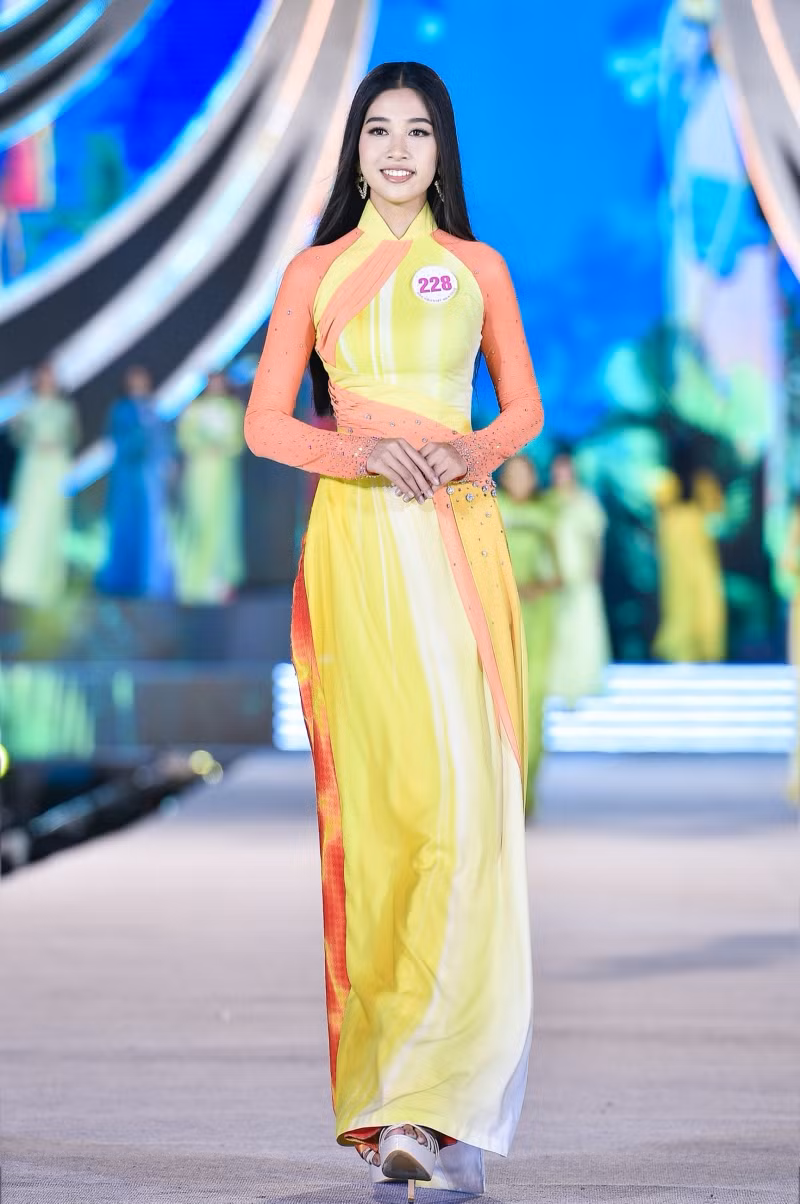 Top 5 Người đẹp Thể thao và Top 5 Người đẹp Du lịch của Hoa Hậu Việt Nam 2020 đã lộ diện ảnh 5