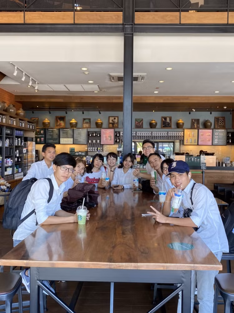 Du học sinh khắp nơi quyên góp gửi đồng bào lũ lụt miền Trung: Những con số “biết nói” ảnh 4