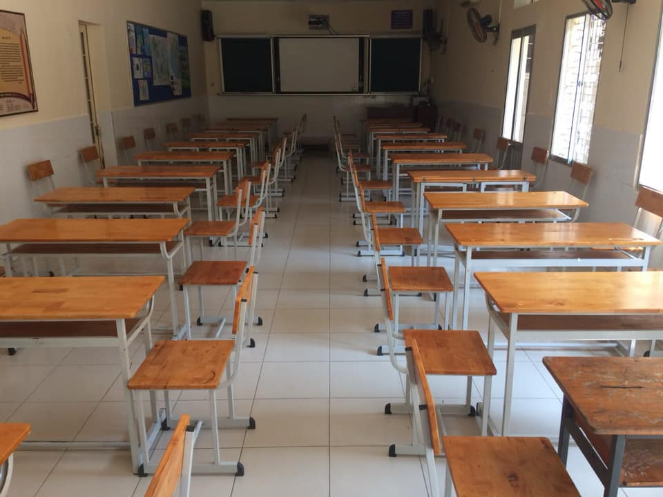 TP.HCM: Chia lịch học theo ca, xếp hàng cách 2m, học sinh đeo khẩu trang và đo thân nhiệt ảnh 5